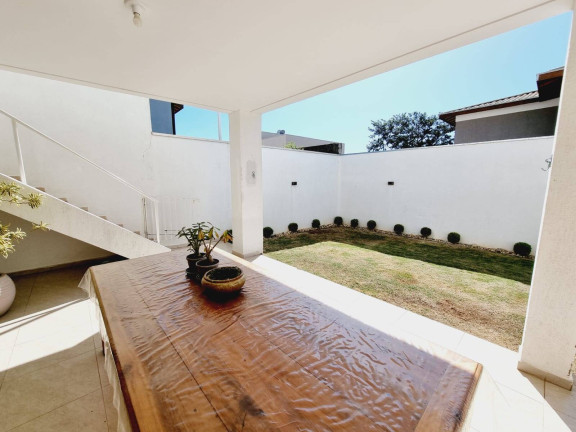 Imagem Sobrado com 4 Quartos à Venda, 222 m² em Loteamento Pinheiros De Tremembé - Tremembé Imagem Sobrado com 4 Quartos à Venda, 222 m² em Loteamento Pinheiros De Tremembé - Tremembé