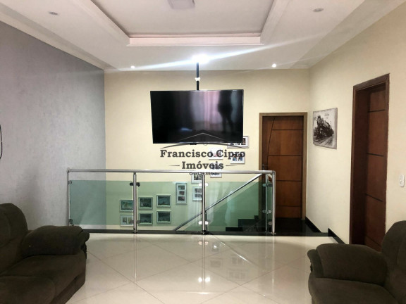 Imagem Sobrado com 3 Quartos à Venda, 300 m² em Vila Dos Comerciarios - Guaratinguetá Imagem Sobrado com 3 Quartos à Venda, 300 m² em Vila Dos Comerciarios - Guaratinguetá