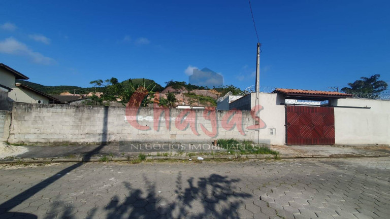 Terreno à Venda, 300 m² em Martim De Sá - Caraguatatuba