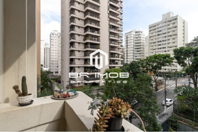Imagem Imóvel com 3 Quartos à Venda, 126 m² em Moema - São Paulo
