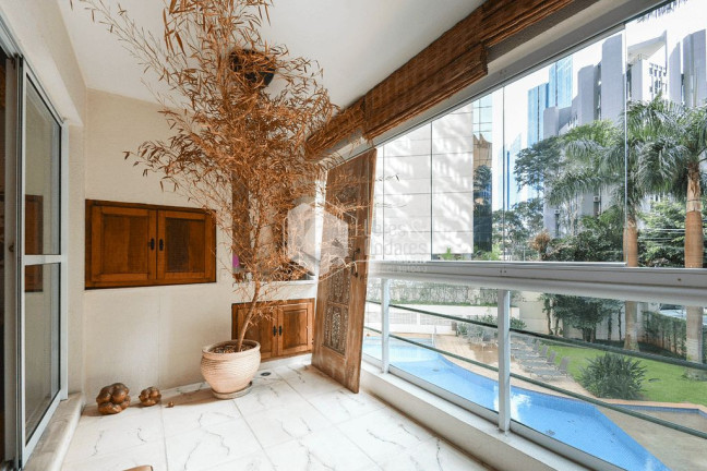 Imagem Apartamento com 3 Quartos à Venda, 112 m² em Vila Olímpia - São Paulo