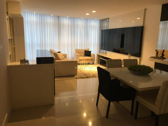 Imagem Apartamento com 3 Quartos à Venda, 132 m² em Centro - Balneário Camboriú Imagem Apartamento com 3 Quartos à Venda, 132 m² em Centro - Balneário Camboriú