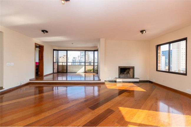 Imagem Apartamento com 4 Quartos à Venda, 204 m² em Itaim Bibi - São Paulo