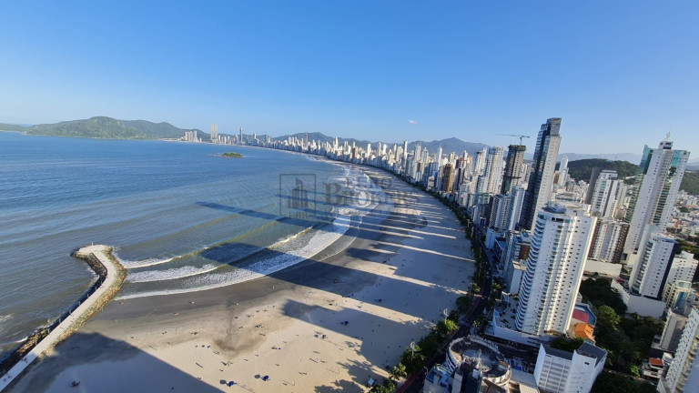 Apartamento com 3 Quartos à Venda, 172 m² em Pioneiros - Balneário Camboriú