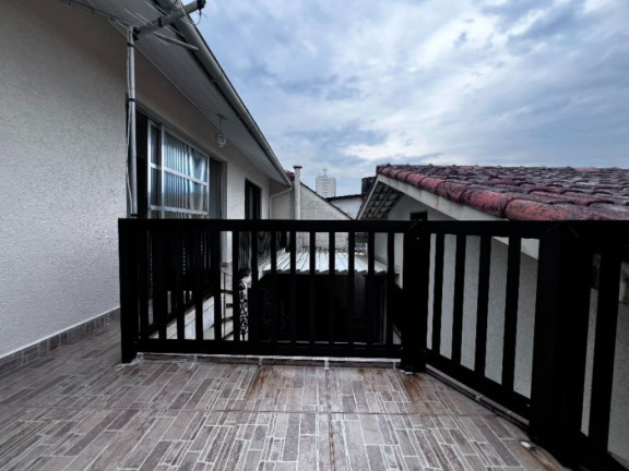 Casa com 4 Quartos à Venda, 230 m² em Balneario Florida - Praia Grande