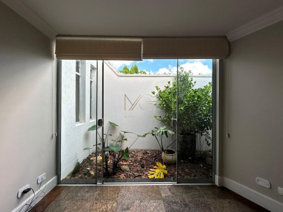 Imagem Casa com 3 Quartos à Venda, 278 m² em Batel - Curitiba