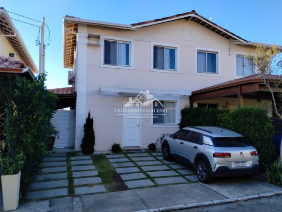Casa com 3 Quartos à Venda, 234 m² em Morada De Laranjeiras - Serra