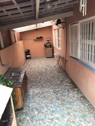 Imagem Sobrado com 3 Quartos à Venda, 250 m²