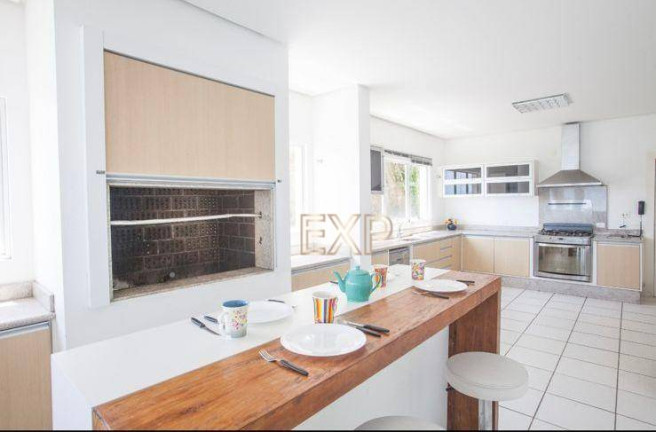 Imagem Casa com 9 Quartos à Venda, 757 m² em Cacupé - Florianópolis Imagem Casa com 9 Quartos à Venda, 757 m² em Cacupé - Florianópolis