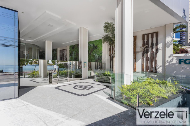 Imagem Apartamento com 4 Quartos à Venda, 310 m² em Centro - Balneário Camboriú Imagem Apartamento com 4 Quartos à Venda, 310 m² em Centro - Balneário Camboriú