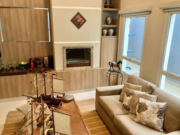 Imagem Casa de Condomínio com 3 Quartos à Venda, 302 m² em Jardim Novo Mundo - Jundiaí