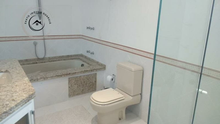 Imagem Casa com 4 Quartos à Venda, 350 m²