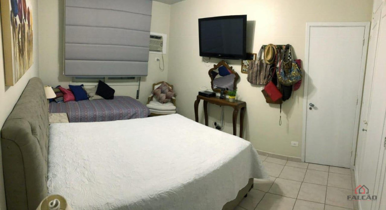 Imagem Apartamento com 2 Quartos à Venda, 110 m² em Gonzaga - Santos