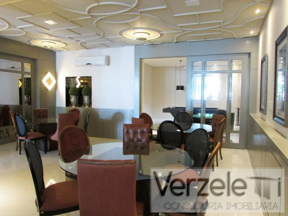 Imagem Apartamento com 7 Quartos à Venda, 410 m² em Centro - Balneário Camboriú Imagem Apartamento com 7 Quartos à Venda, 410 m² em Centro - Balneário Camboriú