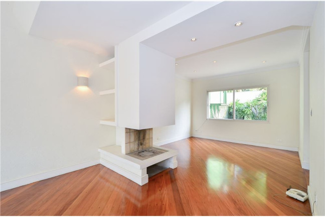 Imagem Casa com 4 Quartos à Venda, em Alto Da Boa Vista - São Paulo Imagem Casa com 4 Quartos à Venda, em Alto Da Boa Vista - São Paulo