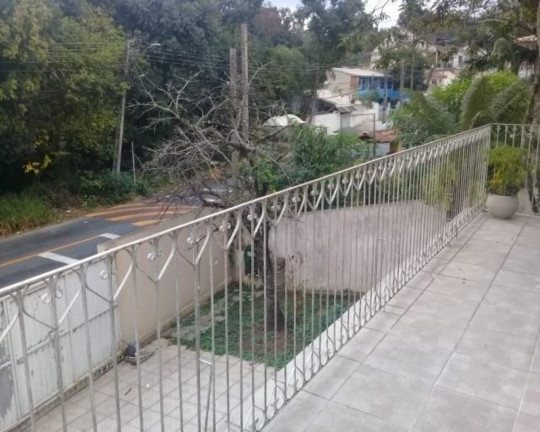 Imagem Imóvel com 3 Quartos à Venda, 140 m²em Barreirinha - Curitiba Imagem Imóvel com 3 Quartos à Venda, 140 m²em Barreirinha - Curitiba