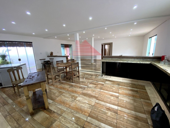 Imagem Casa com 3 Quartos à Venda, 220 m² em Jardim Beira Mar - Peruíbe Imagem Casa com 3 Quartos à Venda, 220 m² em Jardim Beira Mar - Peruíbe
