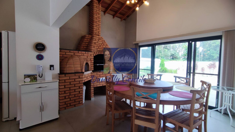Imagem Casa de Condomínio com 2 Quartos para Temporada, 180 m² em Ninho Verde 2 - Pardinho