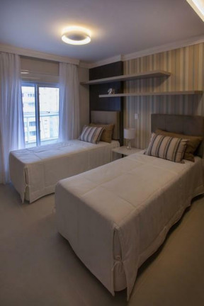 Imagem Apartamento com 3 Quartos à Venda, 135 m² em Pitangueiras - Guarujá Imagem Apartamento com 3 Quartos à Venda, 135 m² em Pitangueiras - Guarujá