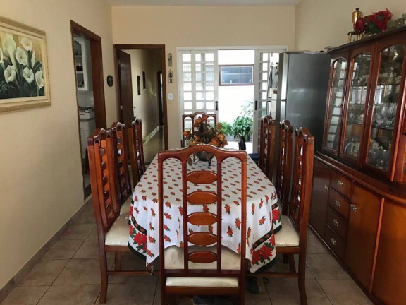 Imagem Casa com 3 Quartos à Venda, em Granjas Santa Terezinha - Taubaté Imagem Casa com 3 Quartos à Venda, em Granjas Santa Terezinha - Taubaté