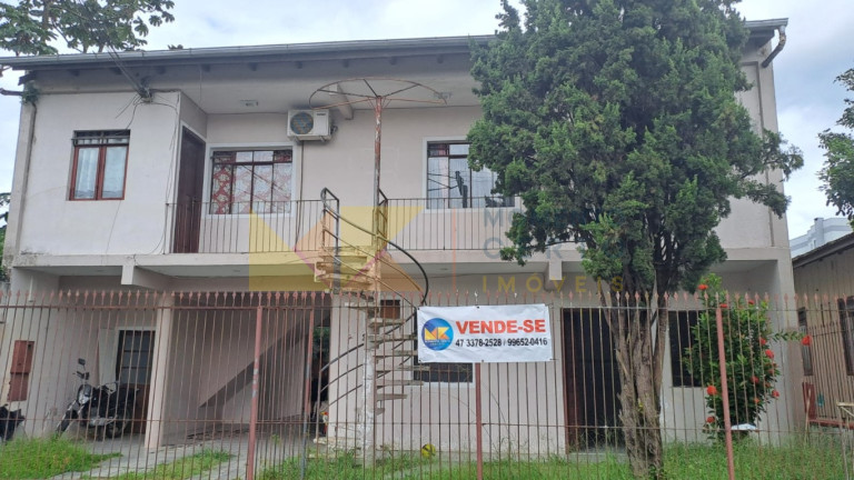 Casa com 6 Quartos à Venda, 200 m² em Valparaíso - Blumenau