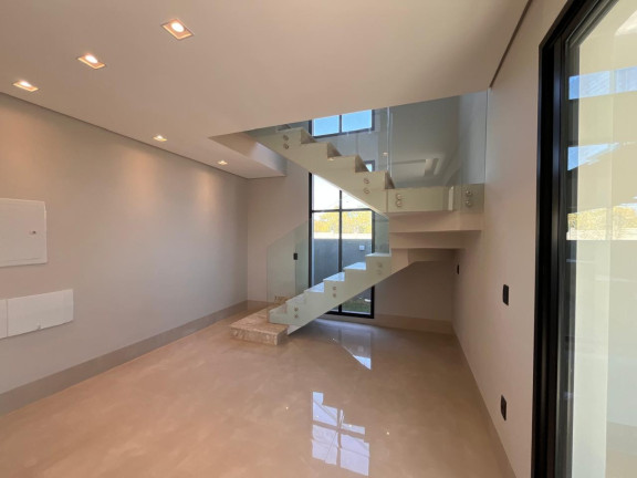 Imagem Casa com 4 Quartos à Venda, 300 m² em Condomínio Belvedere Ii - Cuiabá