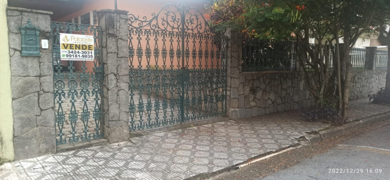 Casa com 4 Quartos à Venda, 303 m² em Centro - Taubaté