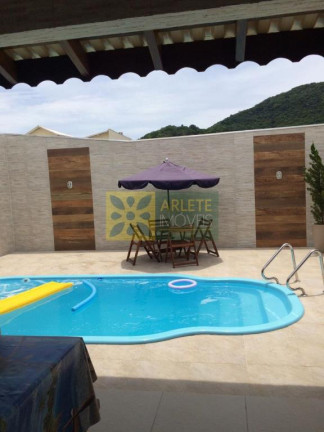 Imagem Casa com 3 Quartos à Venda, 127 m² em Centro - Porto Belo