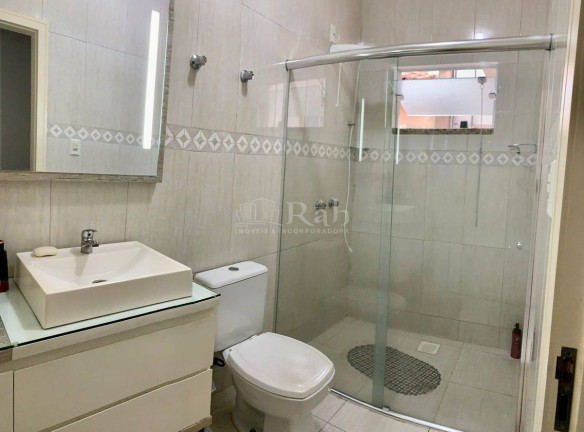 Imagem Sobrado com 3 Quartos à Venda, 192 m² em São Vicente - Itajaí Imagem Sobrado com 3 Quartos à Venda, 192 m² em São Vicente - Itajaí
