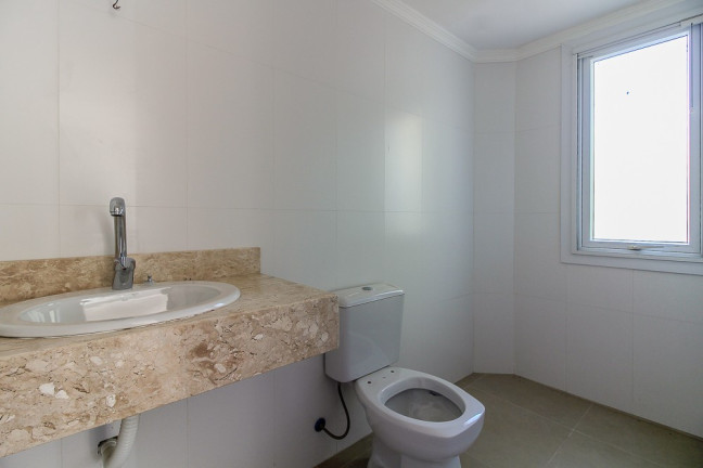 Imagem Imóvel com 3 Quartos à Venda, em Tristeza - Porto Alegre Imagem Imóvel com 3 Quartos à Venda, em Tristeza - Porto Alegre