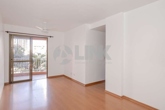 Imagem Apartamento com 3 Quartos à Venda, 70 m² em Cristo Redentor - Porto Alegre Imagem Apartamento com 3 Quartos à Venda, 70 m² em Cristo Redentor - Porto Alegre