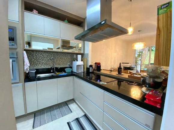 Imagem Casa com 3 Quartos à Venda, 243 m² em Medeiros - Jundiaí Imagem Casa com 3 Quartos à Venda, 243 m² em Medeiros - Jundiaí