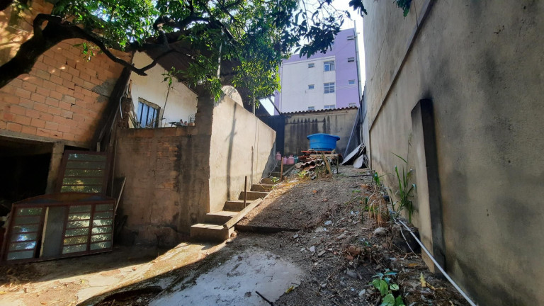 Imagem Casa com 3 Quartos à Venda, 172 m² em Glória - Contagem Imagem Casa com 3 Quartos à Venda, 172 m² em Glória - Contagem