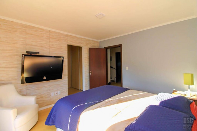 Imagem Casa de Condomínio com 3 Quartos à Venda, 266 m² em Ipanema - Porto Alegre