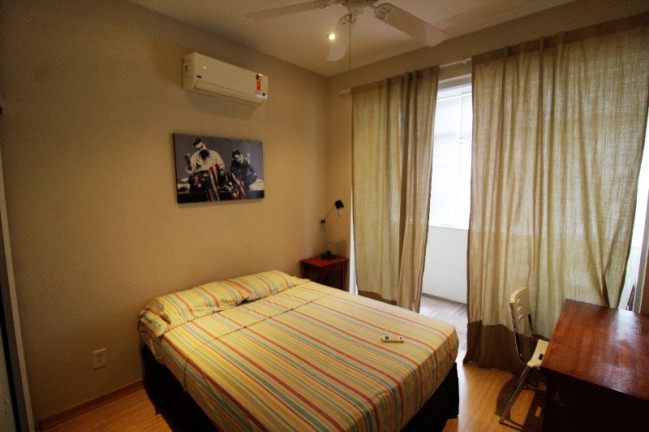 Imagem Apartamento com 3 Quartos à Venda, 110 m² em Leme - Rio De Janeiro