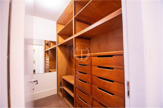 Imagem Apartamento com 2 Quartos à Venda, 156 m² em Cerqueira César - São Paulo