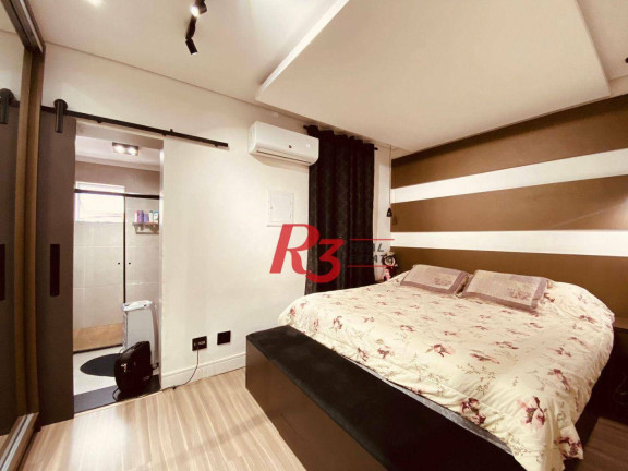 Imagem Casa com 3 Quartos à Venda, 140 m² em Gonzaga - Santos