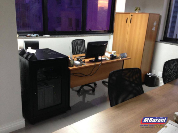 Sala Comercial à Venda, 35 m² em Jardim Paulista - São Paulo