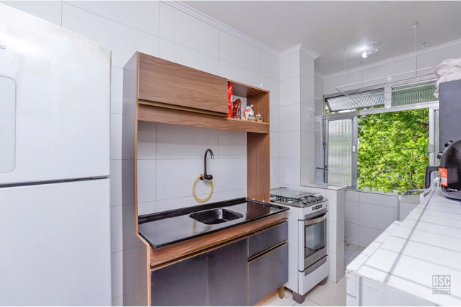 Imagem Apartamento com 2 Quartos à Venda, 46 m² em Cavalhada - Porto Alegre