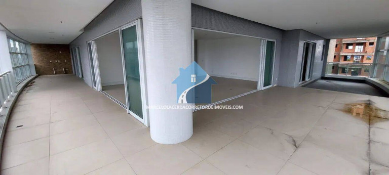 Imagem Apartamento com 5 Quartos para Alugar, 538 m² em Adrianópolis - Manaus Imagem Apartamento com 5 Quartos para Alugar, 538 m² em Adrianópolis - Manaus