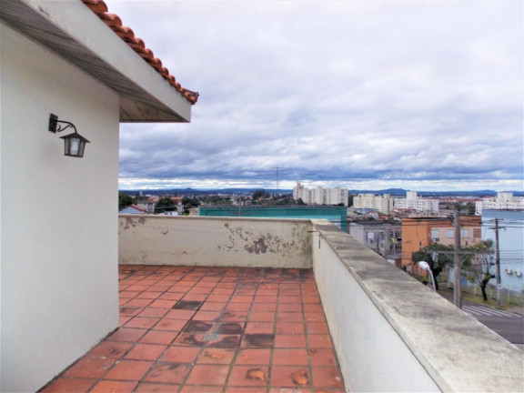 Imagem Imóvel com 3 Quartos à Venda, 156 m² em Jardim Itu - Porto Alegre