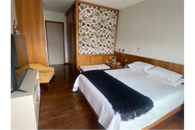 Imagem Apartamento com 3 Quartos à Venda, 200 m² em Moema - São Paulo