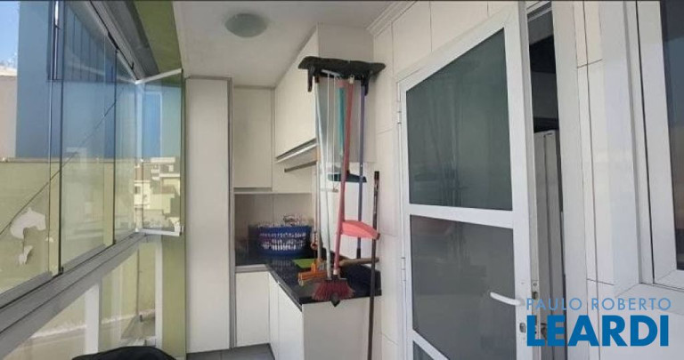 Imagem Sobrado com 3 Quartos à Venda, 250 m² em Vila Valparaíso - Santo André