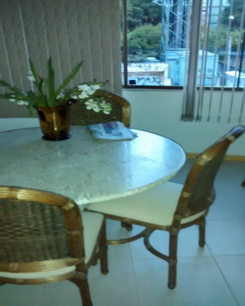 Imagem Imóvel com 2 Quartos à Venda, 80 m² em Tristeza - Porto Alegre