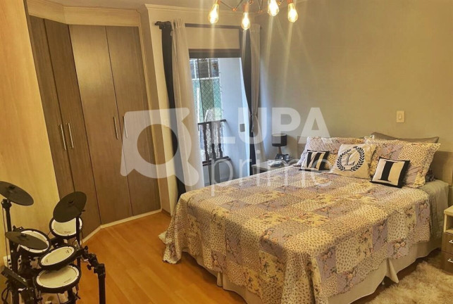 Casa com 3 Quartos à Venda, 195 m² em Vila Gustavo - São Paulo