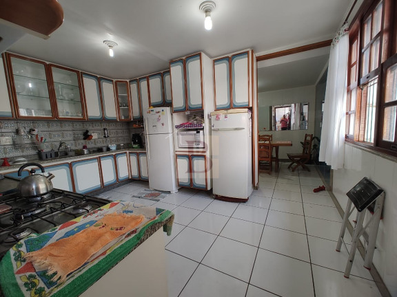 Imagem Casa com 3 Quartos à Venda, 420 m² em Porto Novo - São Gonçalo Imagem Casa com 3 Quartos à Venda, 420 m² em Porto Novo - São Gonçalo