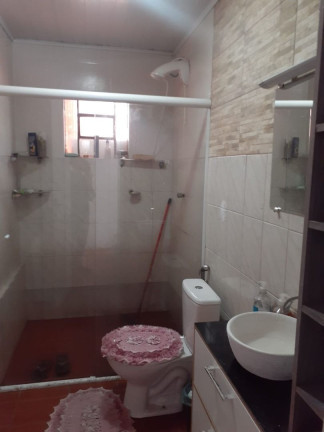 Imagem Casa com 2 Quartos à Venda, 124 m² em Uberaba - Curitiba