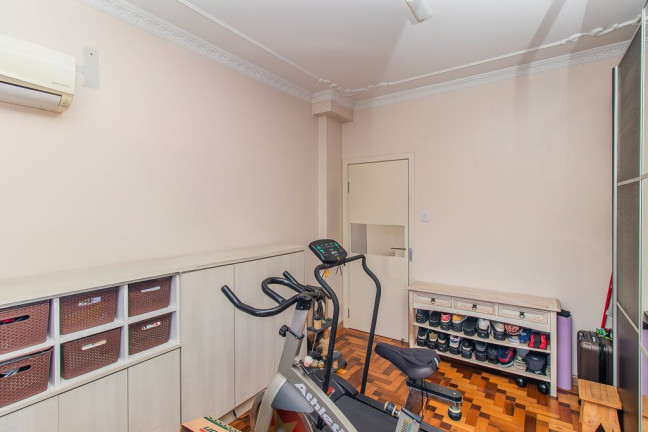 Imagem Apartamento com 3 Quartos à Venda, 126 m² em Bom Fim - Porto Alegre