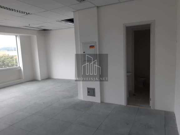 Sala Comercial à Venda, 56 m² em Alphaville Industrial - Barueri