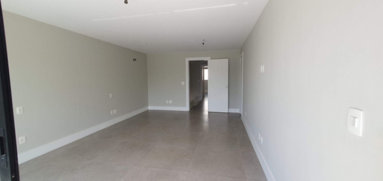 Imagem Casa com 4 Quartos à Venda, 320 m² em Barra Da Tijuca - Rio De Janeiro Imagem Casa com 4 Quartos à Venda, 320 m² em Barra Da Tijuca - Rio De Janeiro